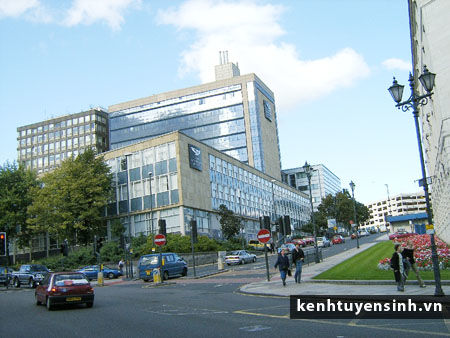 Đại Học Leeds Metropolitan Uni